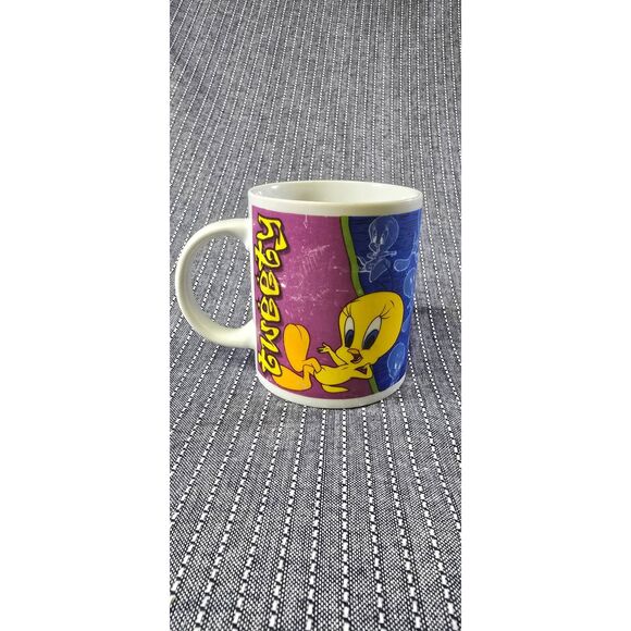 Vintage1999 Tweety Bird Warner Bros Looney Tunes Maxim Coffee Mug - Picture 1 of 7